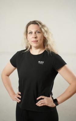 Инструктор групповых программ Лапко Оксана