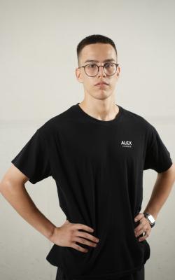 Инструктор групповых программ Кибардин   Борис