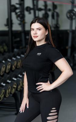 Инструктор тренажерного зала Авдулова   Дарья