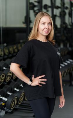 Инструктор тренажерного зала Крылова Виктория